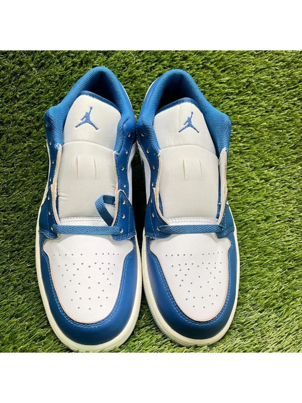 Nike Air Jordan 1 Low SE Mens Size 11 White Blue Athletic Leather Shoes Sneakers